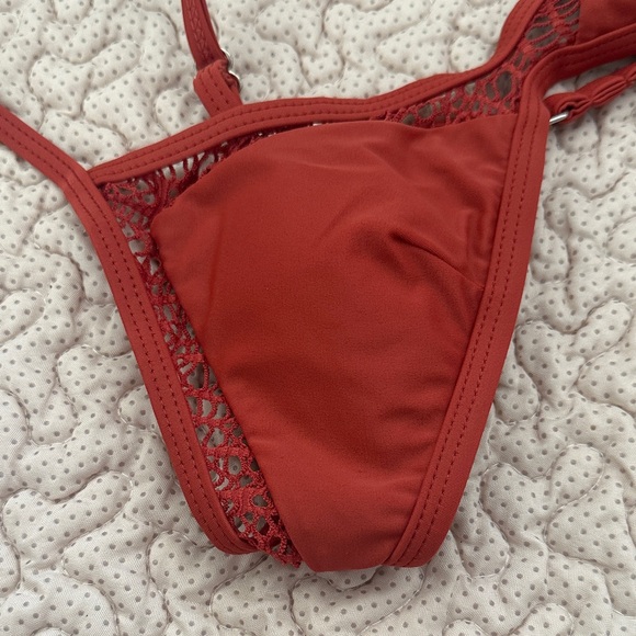 Reef Rust Bikini Set - Picture 3 of 3